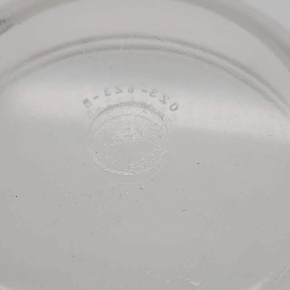 Pyrex Clear Glass Round Baking Dish with Handles - Picture 2 of 3